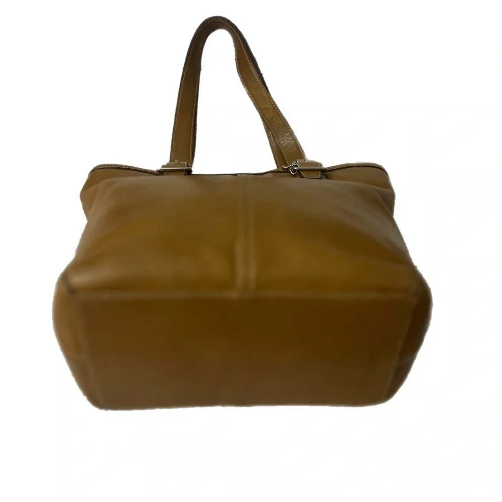 Vintage Coach #9572 Tan Leather Structured Tote